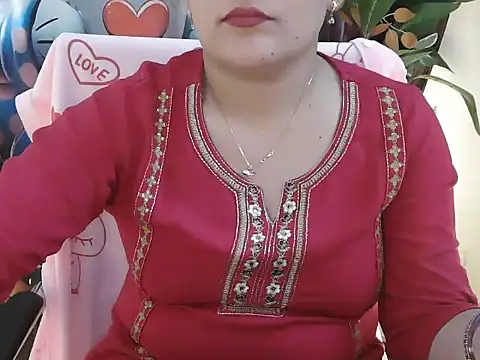 _chitranshi Show in webcam