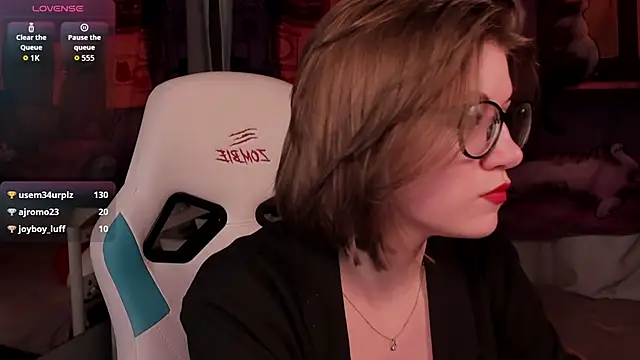 Chat +18 de CathyAdams ao vivo