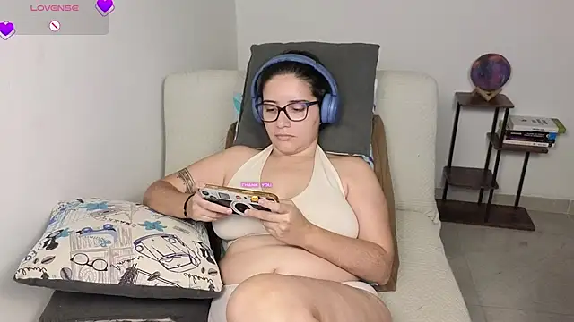 blue__moon_ live XXX chat