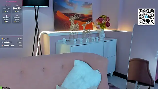 CherryLexi_ Adlı Modelin Canlı XXX Sohbeti