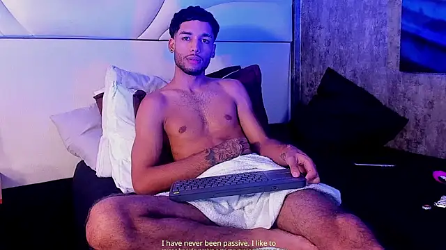 Thiagoferreti's Webcam Show
