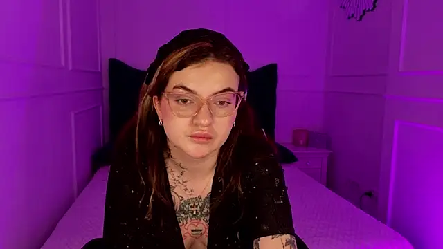 sashaglow_ Chat XXX in diretta