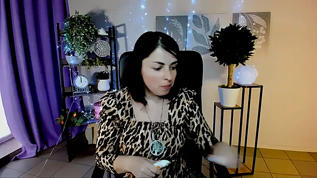 MartaEdams Chat XXX live