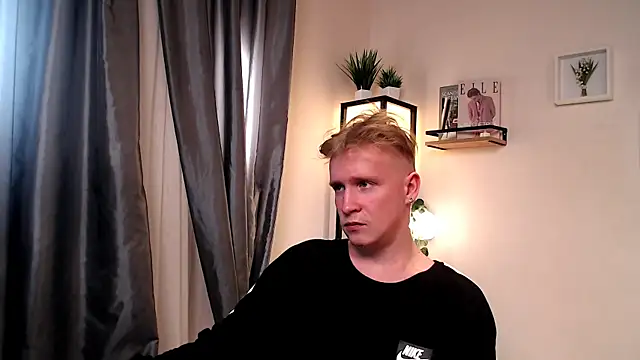 AlexxSweet's Live XXX Chat
