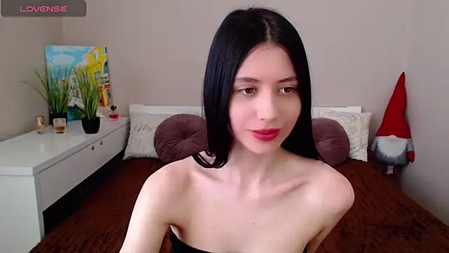 Chat +18 de SelinLi ao vivo