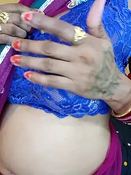 Chatroom XXX en direct de INDIANDESIMATURE