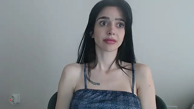gglingeriee Chat XXX in diretta