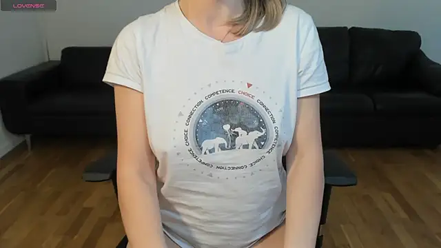 HornyNalia 现场XXX聊天