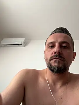 InsaneMattt Adlı Modelin Canlı XXX Sohbeti