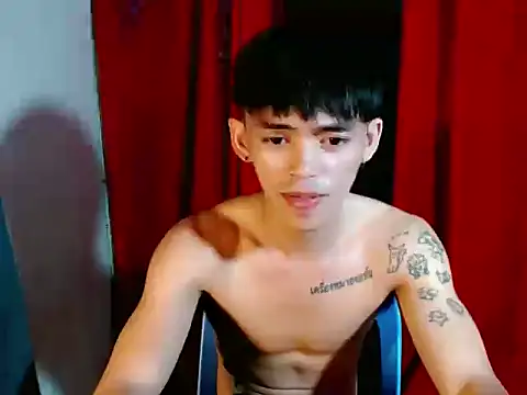 urhunky_boy Show Webcam