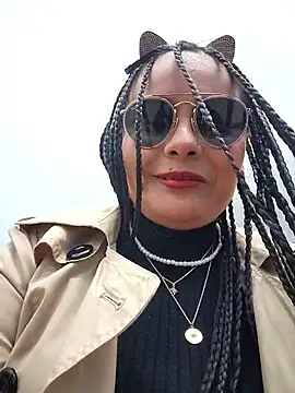 bellapaty's Live XXX Chat