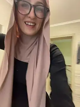 FlexibleDoll_'s Live XXX Chat