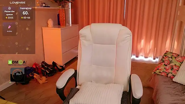 Chat XXX en directo de KellyKleine