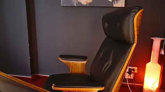AngeloEric Show in webcam