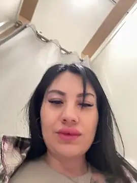 Wet__Bunny's Webcam Show