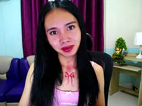 Chat XXX en directo de devine_goddess