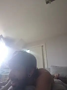 XXX chat uživo modela Liroow
