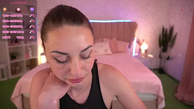 KristiiMax Chat XXX in diretta
