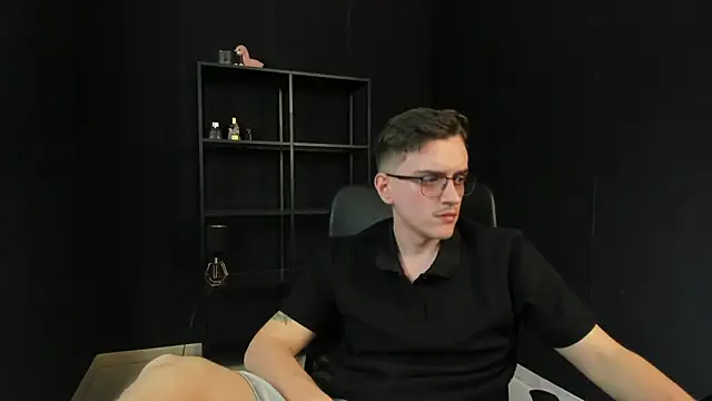 FelixStarkk: απευθείας συνομιλία ΧΧΧ