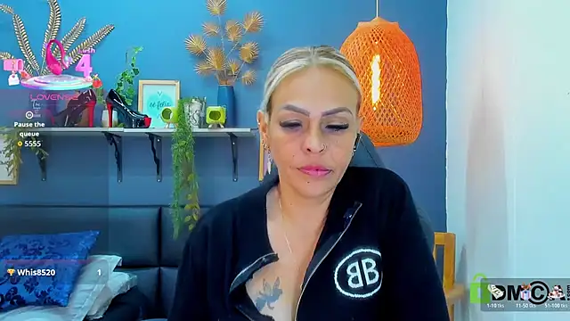 yessila_parker's Live XXX Chat