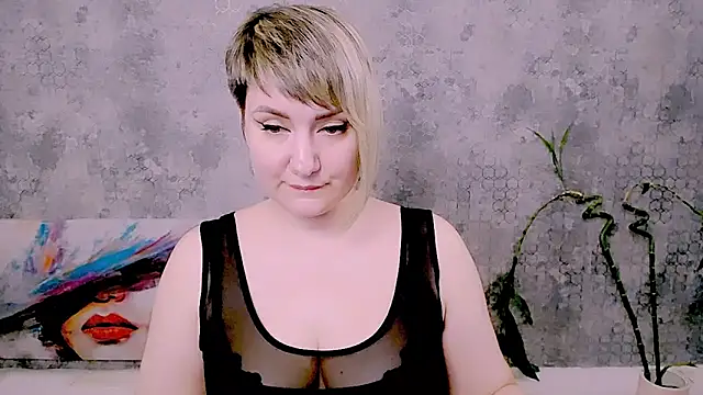 XXX chat uživo modela Djullia