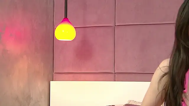 LunnaHayes webcam show