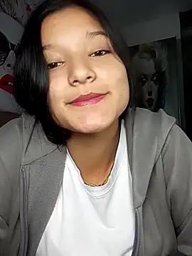 Sweet_Innocence_'s Webcam Show