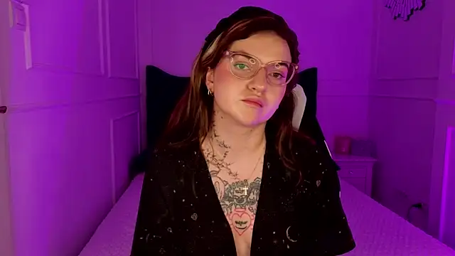 Živý XXX chat sashaglow_