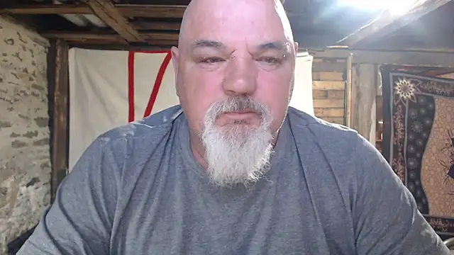 Newfiesausage1972's Webcam Show