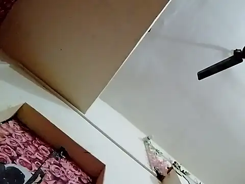 annaya_sweet Webcam Show