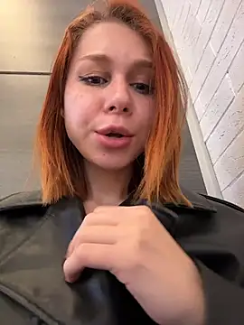 RosieSecret live XXX chat