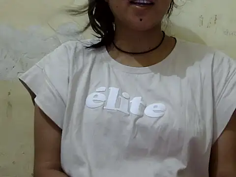 Priyanka_Choprn Webbikameraesitys