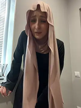 FlexibleDoll_ Pertunjukan Webcam