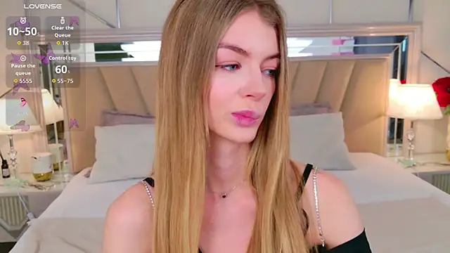 MeganMour's Live XXX Chat