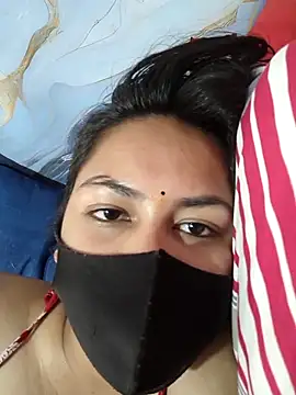 sanu_07 Adlı Modelin Canlı XXX Sohbeti