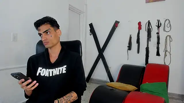 Gay_Red_Room Webcamshow