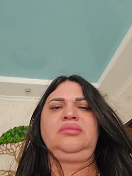 -CUTE-EVVIL- – Kamerová šou