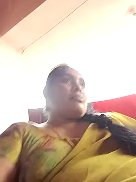 sukanya11 Show in webcam