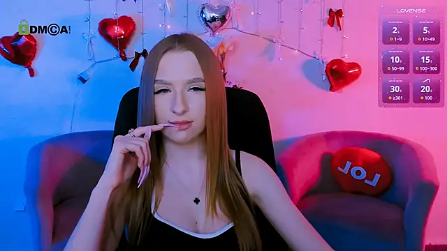 doll_vey élő XXX-chatje
