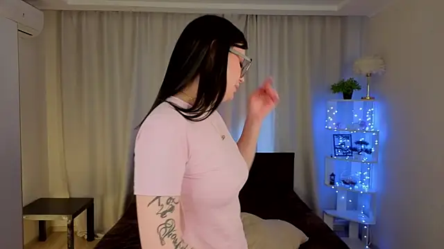 Chatroom XXX en direct de TanaDelcarlo