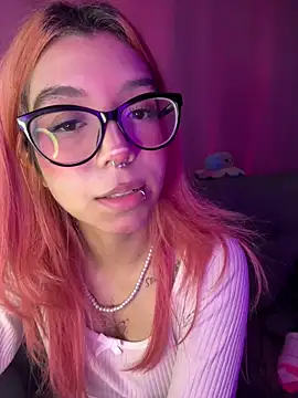 Valen-Foxx1 Live XXX-Chat