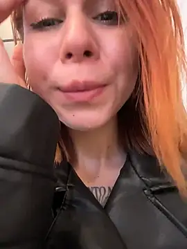 RosieSecret's Live XXX Chat