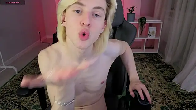 lucidangelok1's Webcam Show