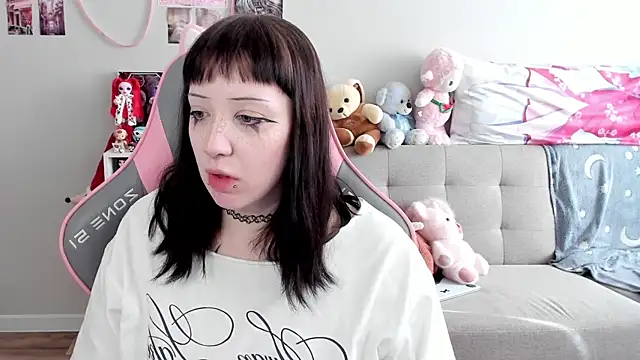 MollysLandのライブXXXチャット