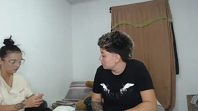 kathy_luisa's Live XXX Chat