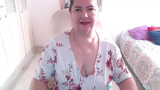 Chatroom XXX en direct de leonela_69