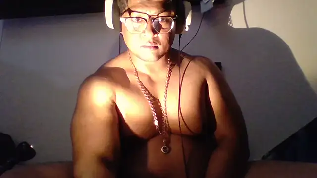MrCleangreyxtc Show in webcam
