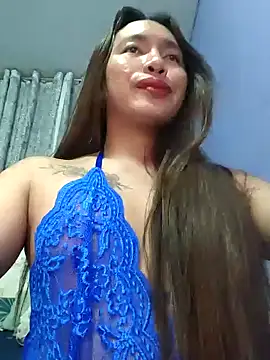 lady_kim_boner Show in webcam