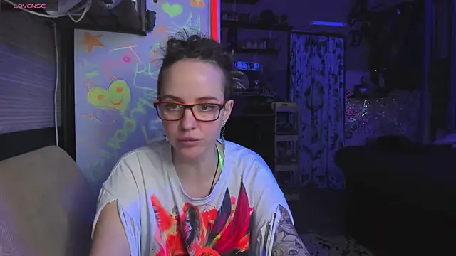 XXX chat uživo modela LisaFoxy_y