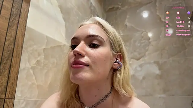 GlaydsLeveto's Webcam Show